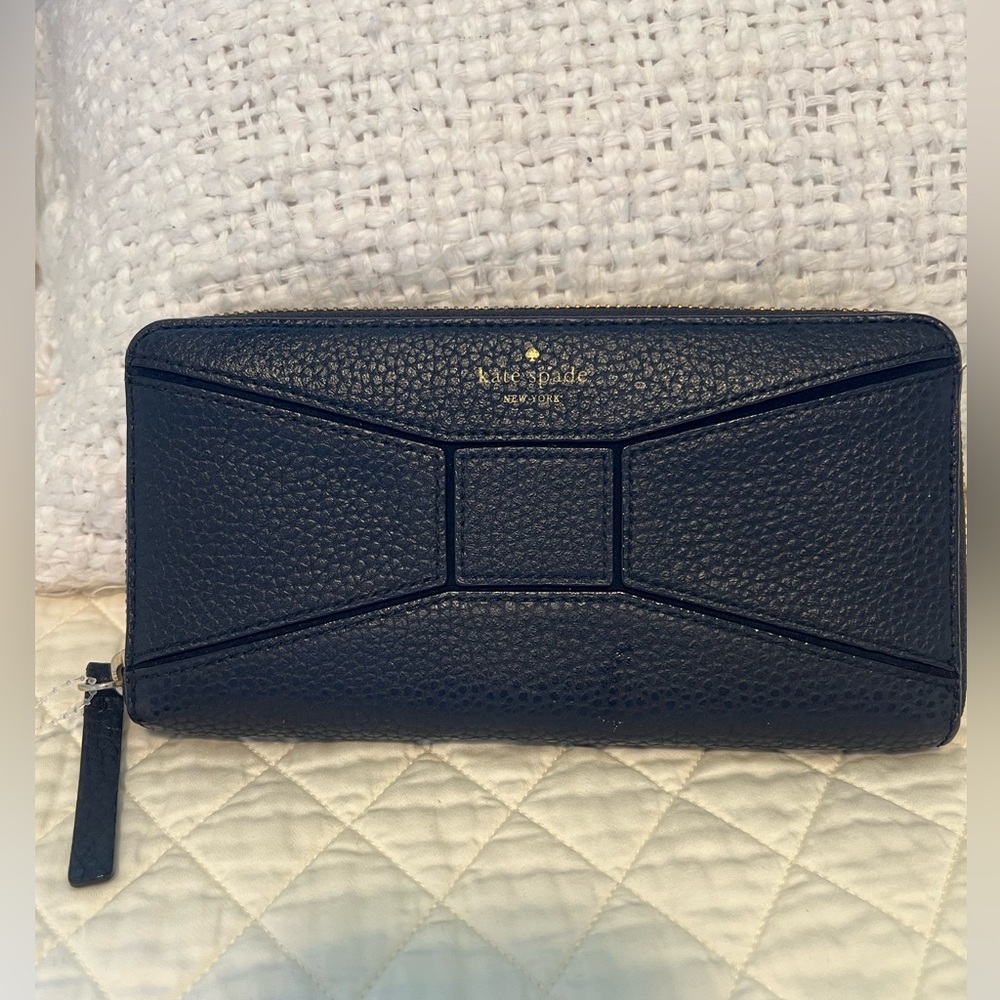 Kate Spade New York Black Wallet